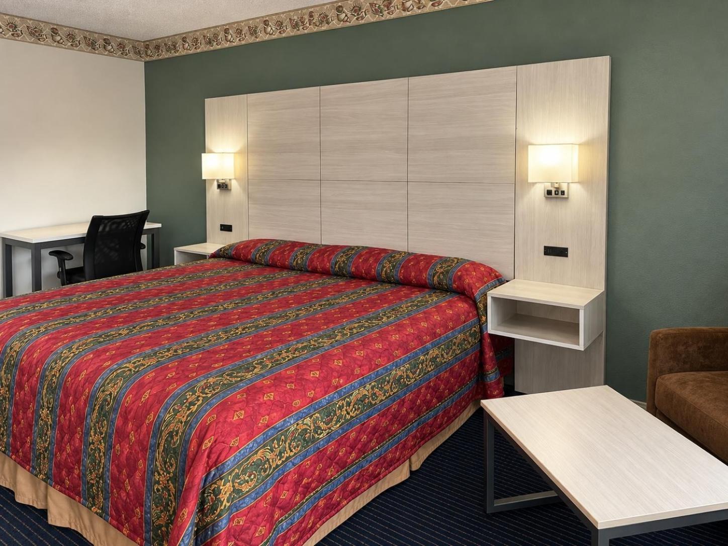 Superior King Room