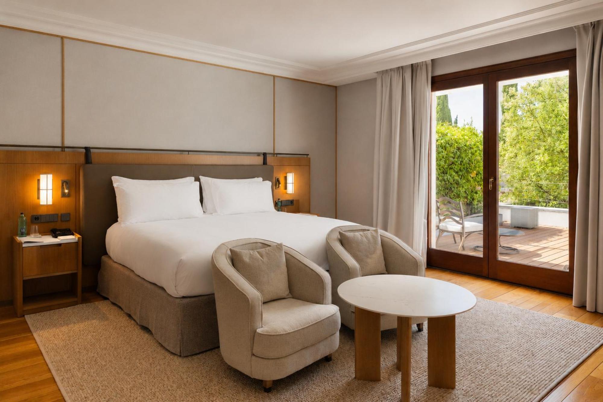 Double or Twin Room with Terrace