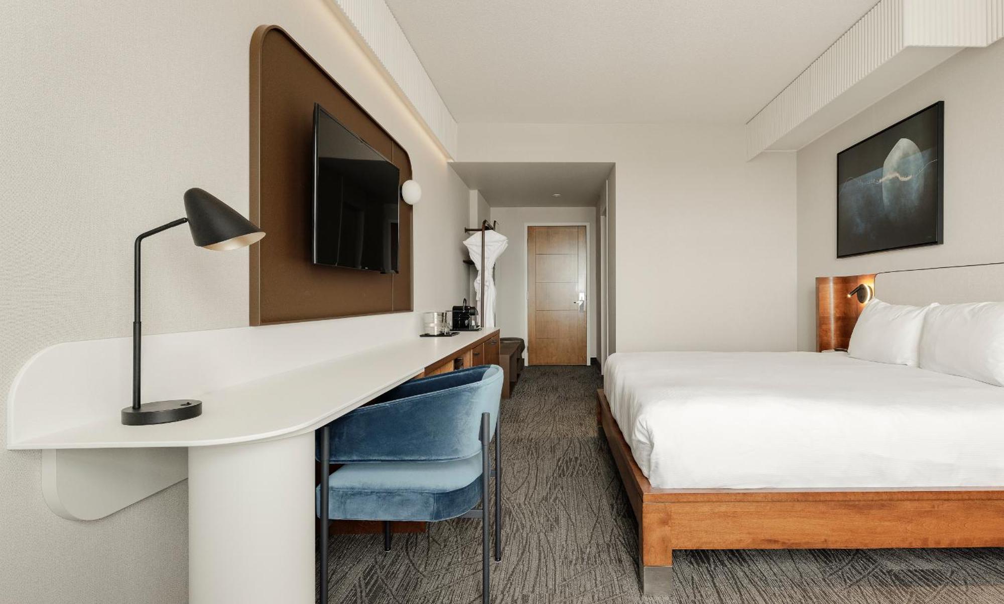 Superior King Room