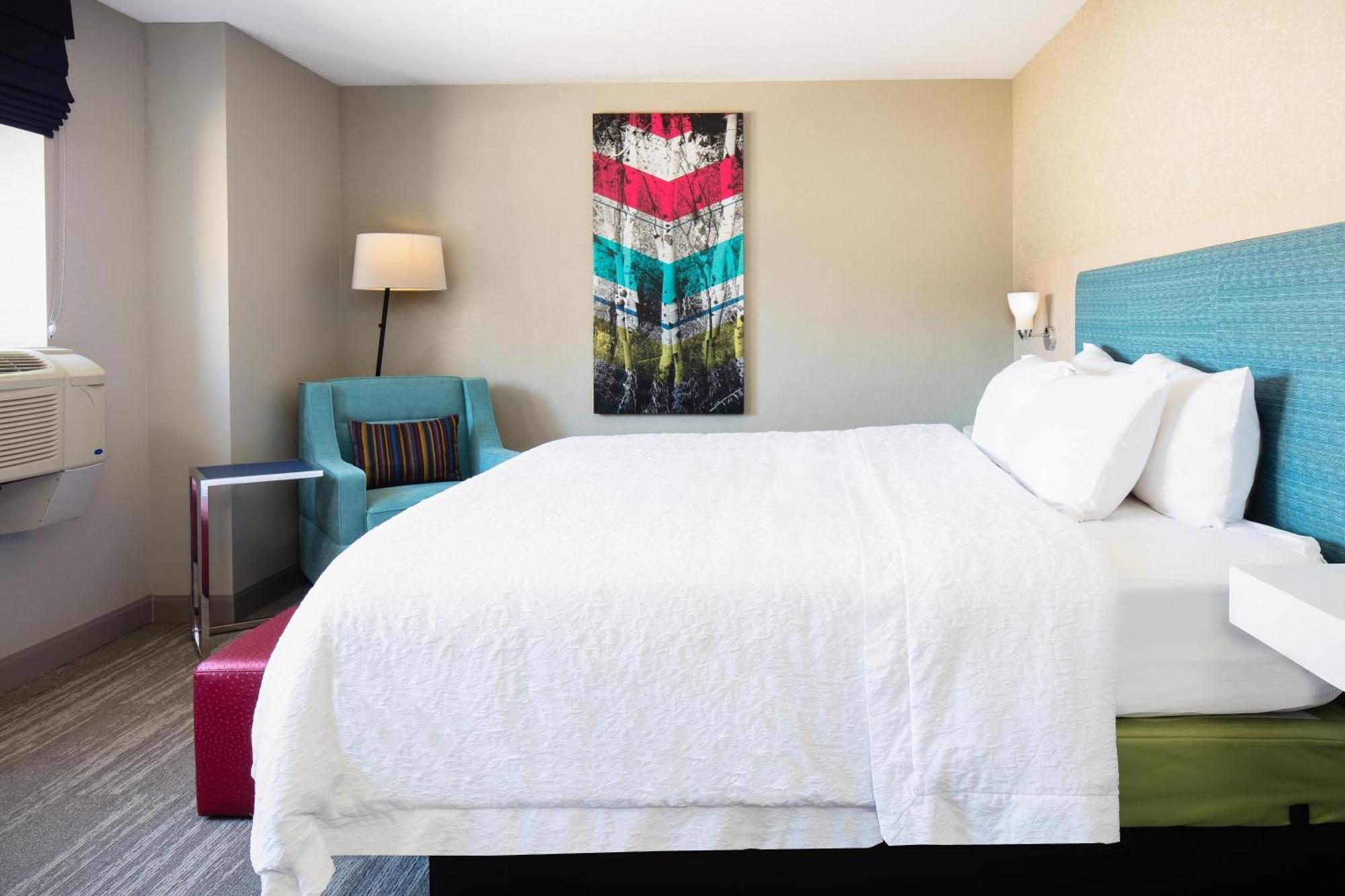 King Room - Hearing Access/Non-Smoking