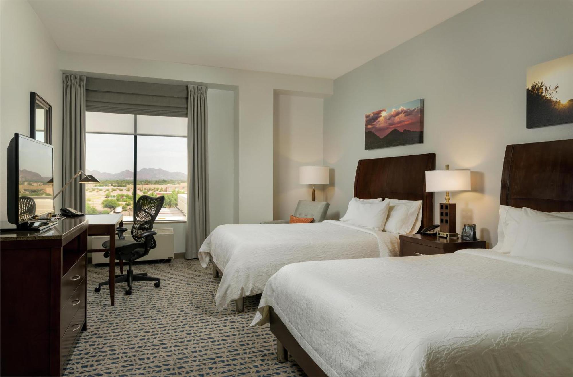Mountain View Queen Room with Two Queen Beds
