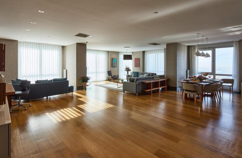 Four Bedroom Penthouse Apartment Sea View