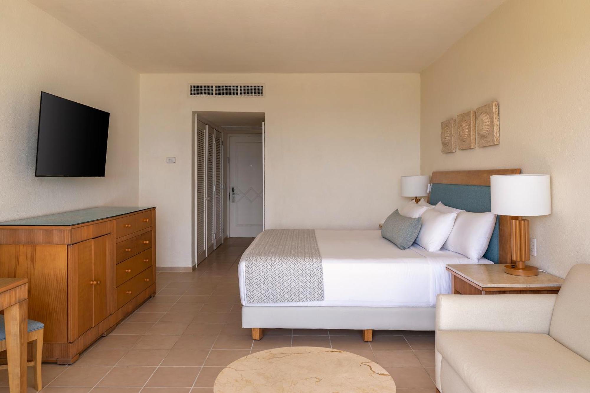 Premium Ocean View Balcony