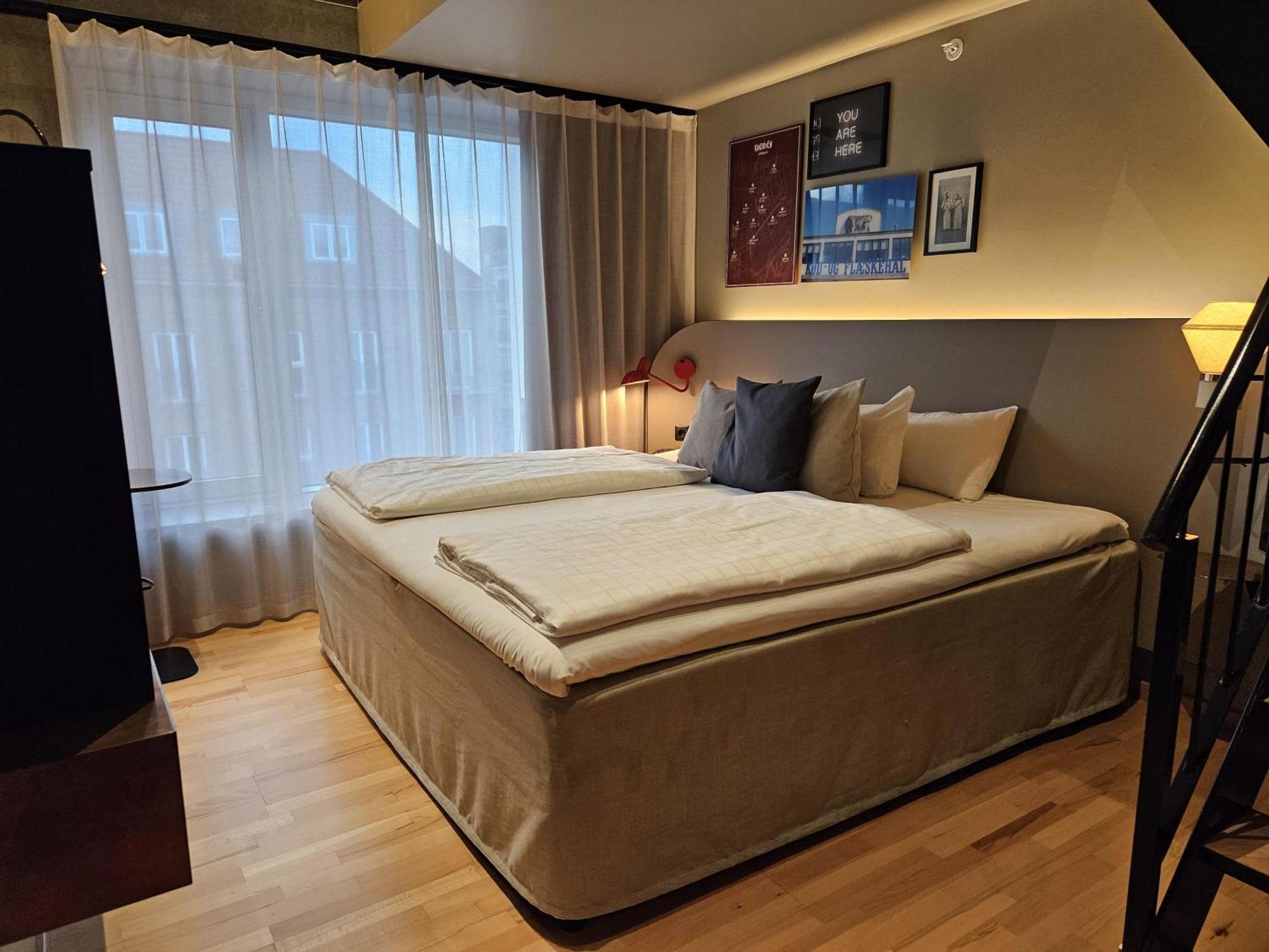 Superior King Plus Room