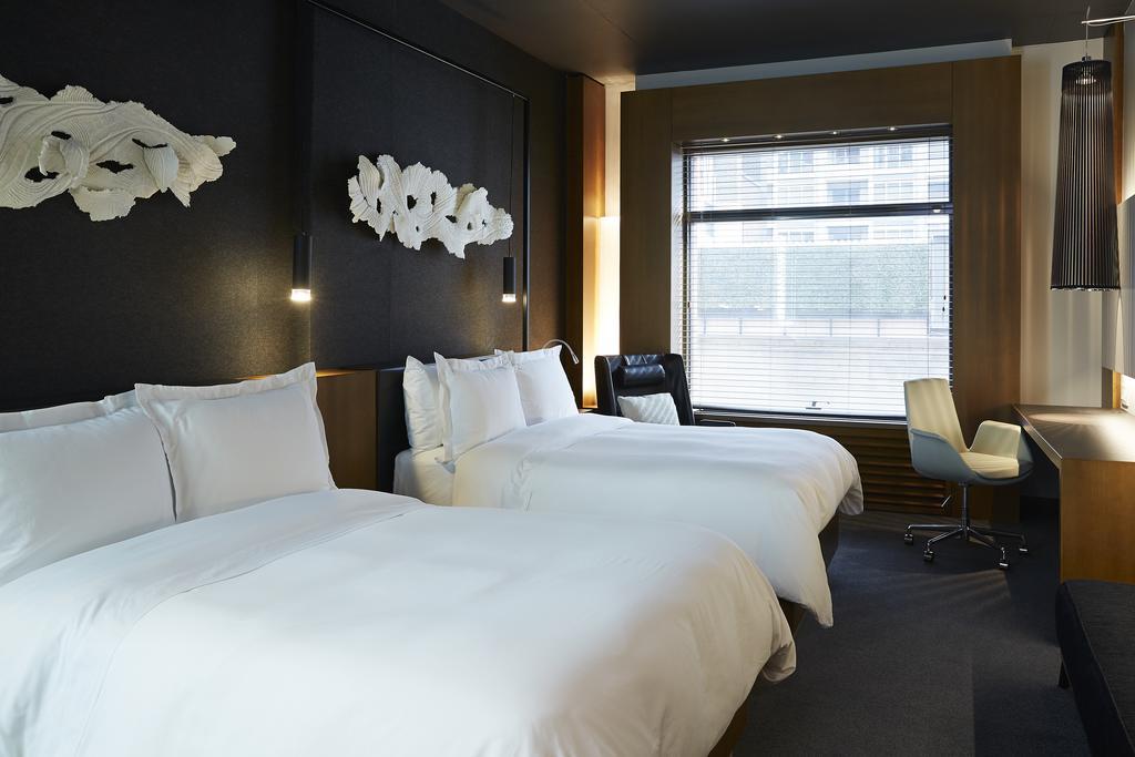 Chambre Lit Queen-Size Classique