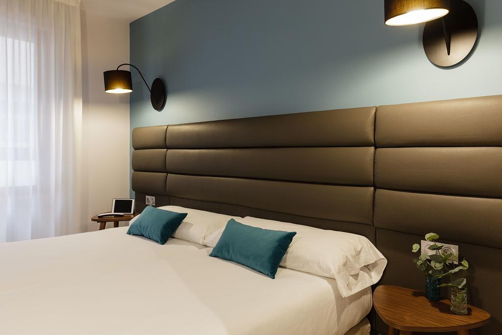 Double Room with Extra Bed (3 Adults)