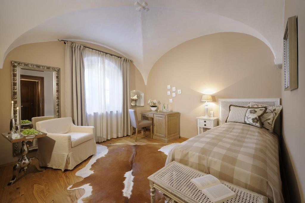 Economy Single Room