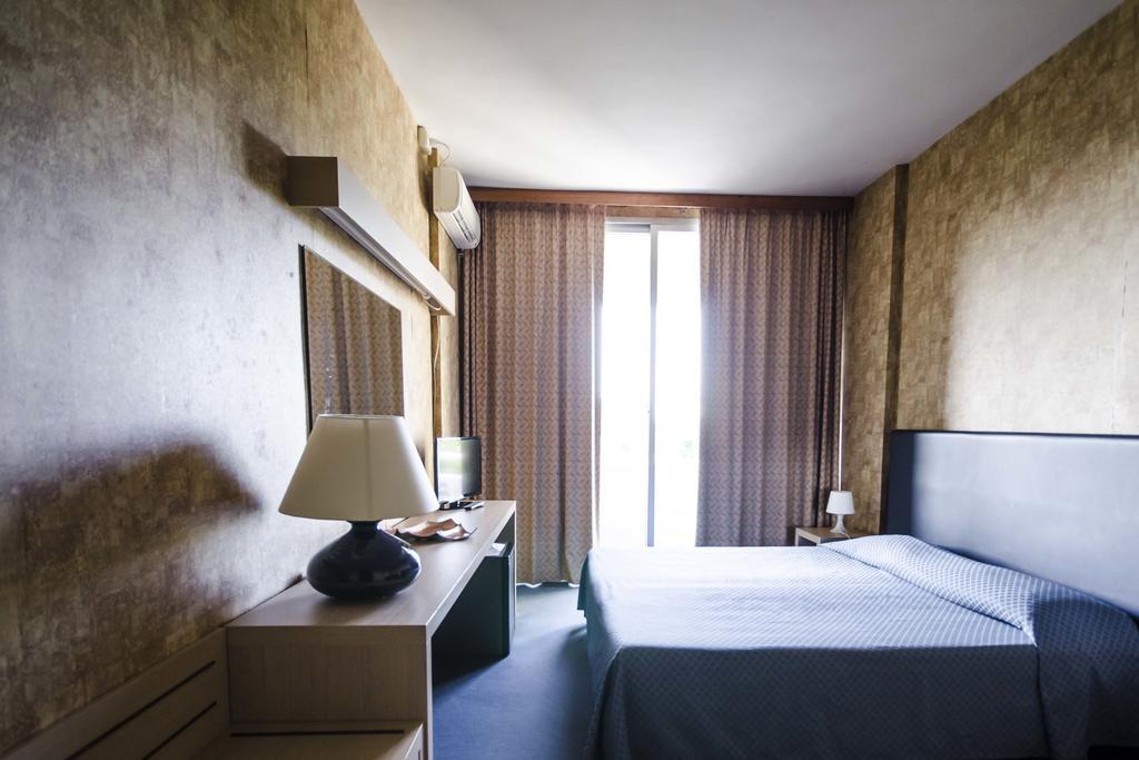 Triple Room Beach Access,190023745:JPEG