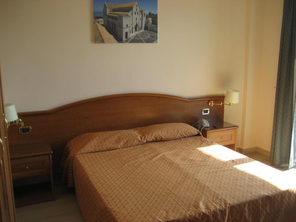 Triple Room,19845940:JPEG