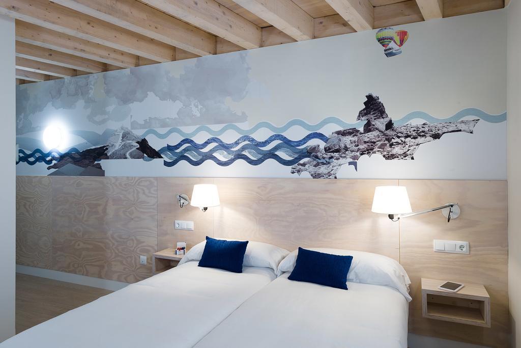 Standard Double Room,1299608296:JPEG
