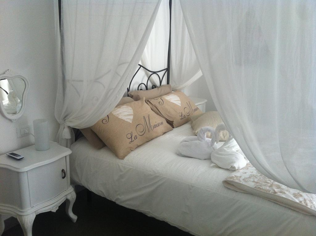 Double Room Lake View