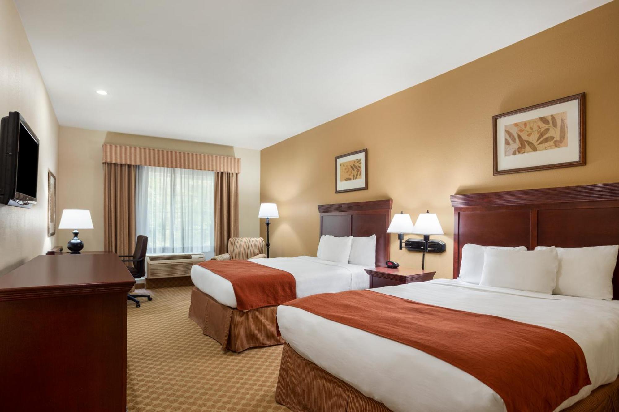 Queen Room with Two Queen Beds - Non-Smoking