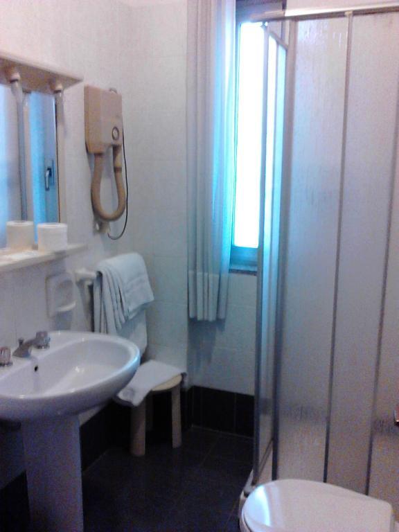 Quadruple Room,20489895:JPEG