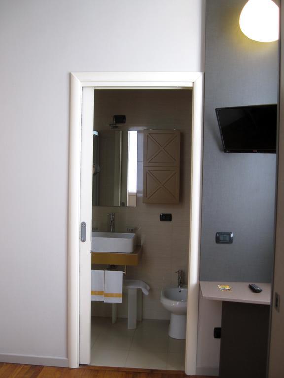 Double or Twin Room,1085264671:JPEG