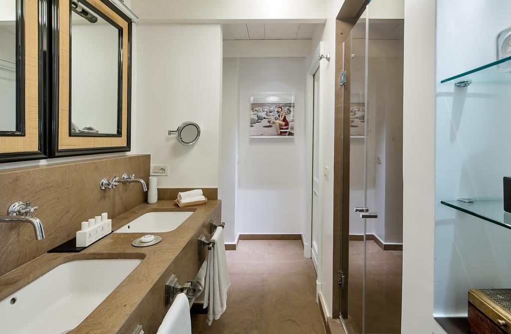 Suite with Sea View