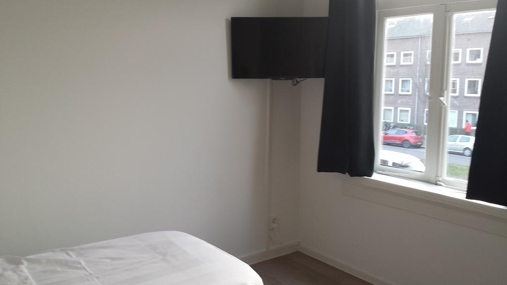 Standard Double Room,208779775:JPEG
