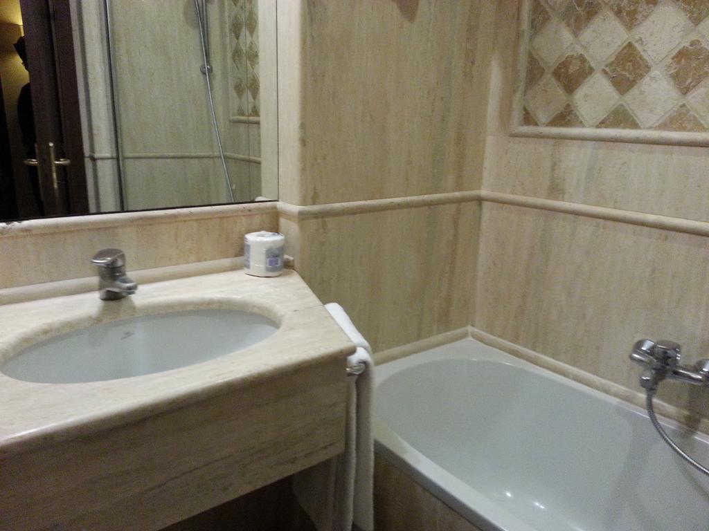 Standard Double or Twin Room Sea View,214607864:JPEG