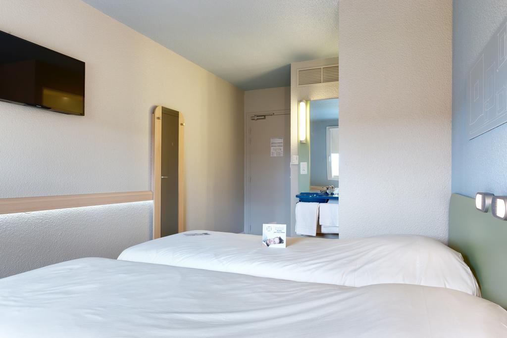 Double Room,684304002:JPEG