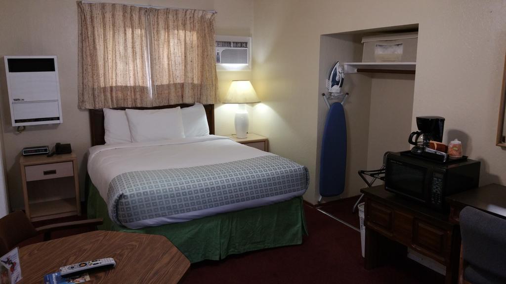 Queen Room