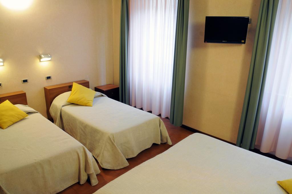 Classic Triple Room