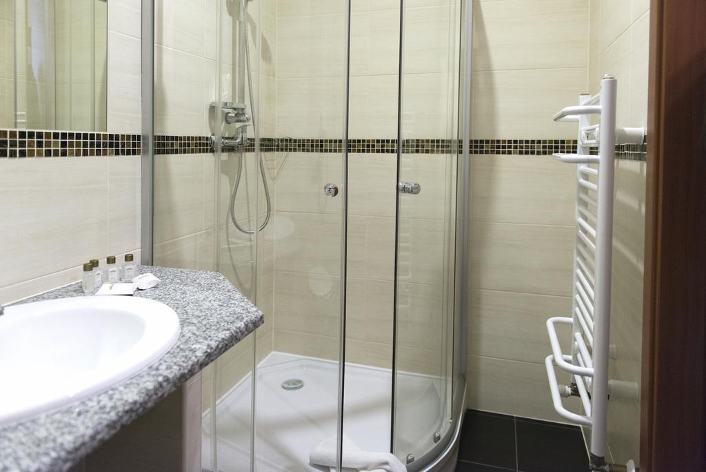 Comfort Quadruple Room