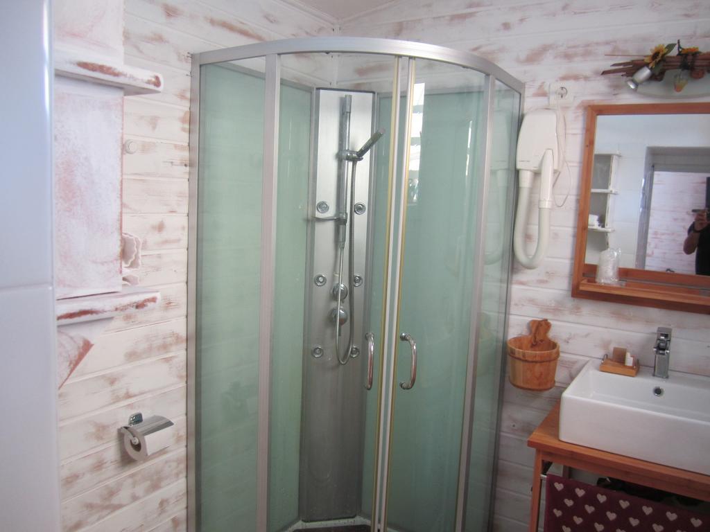 Standard Double Room,224295200:JPEG