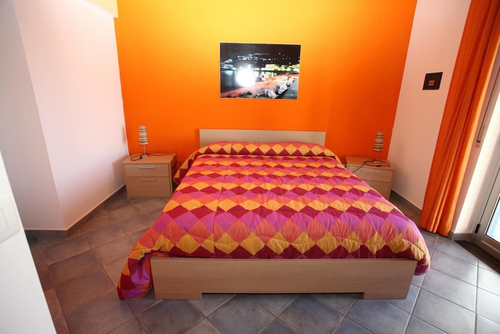 Holiday Home,183483591:JPEG