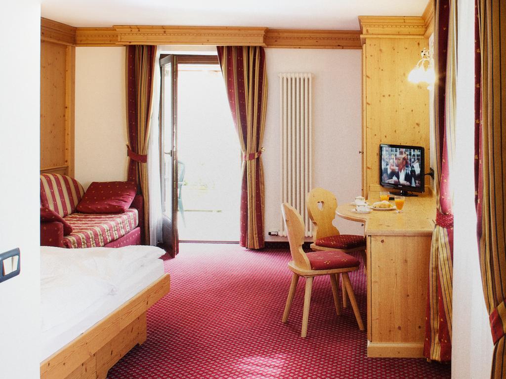 Junior Suite,1284351325:JPEG