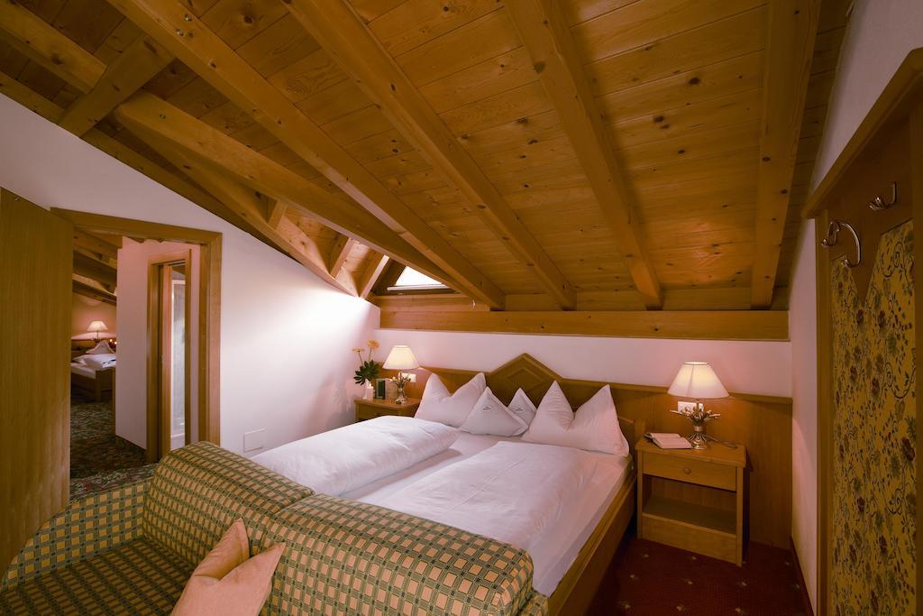 Double Room Balcony,507513249:JPEG