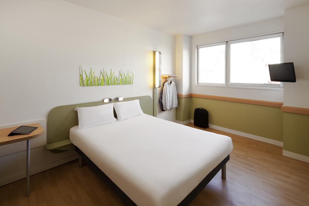 Classic Room with One Double Bed