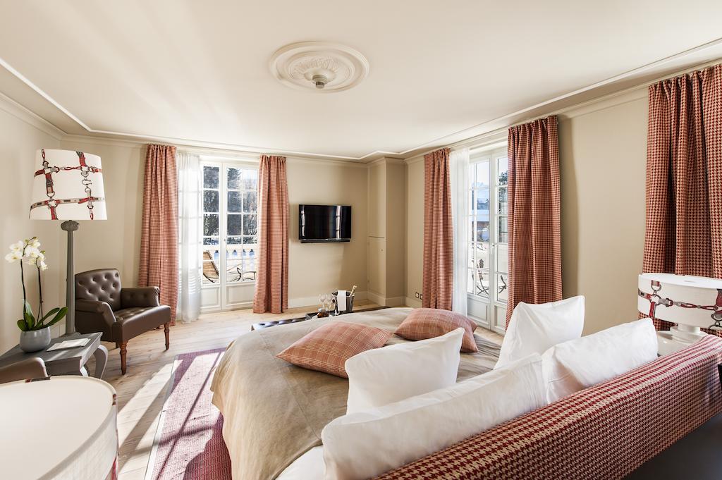 Doppelzimmer mit Bergblick und Balkon