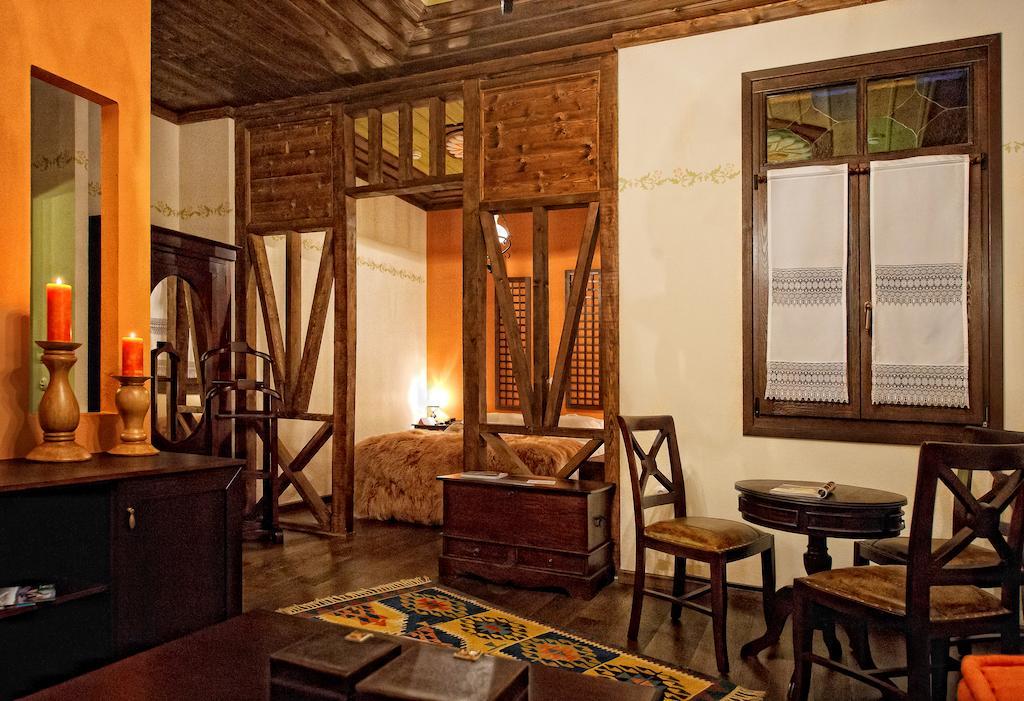 One-Bedroom Suite