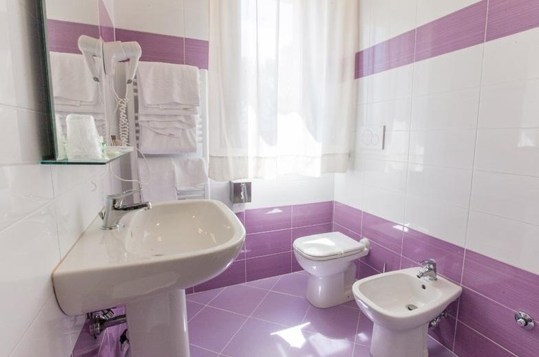 Double or Twin Room,248758485:JPEG