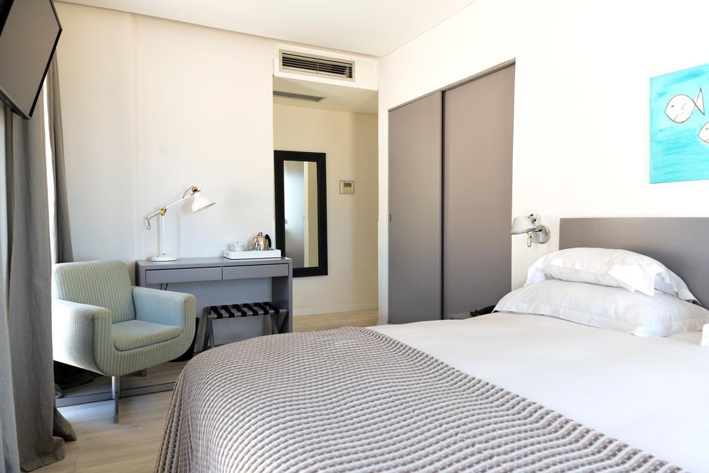 Quarto Duplo com Vista Frontal Mar