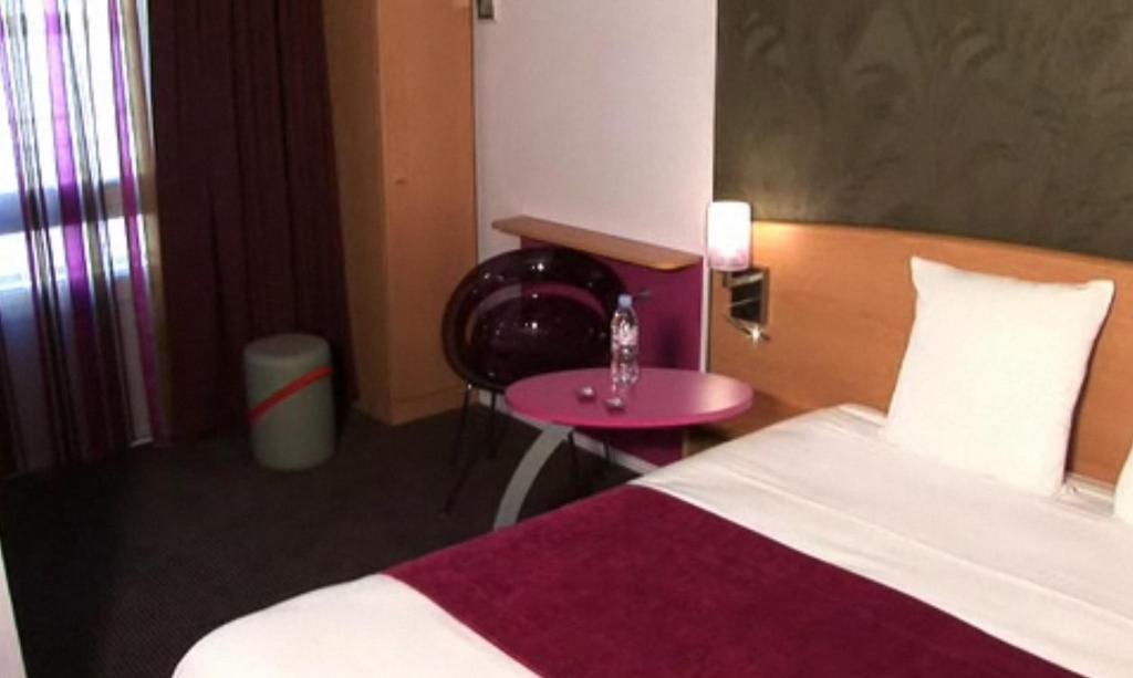 Standard Double Room,817041335:JPEG