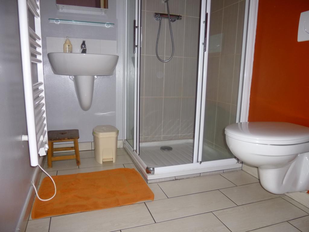 Chambre Double avec Salle de Bains
