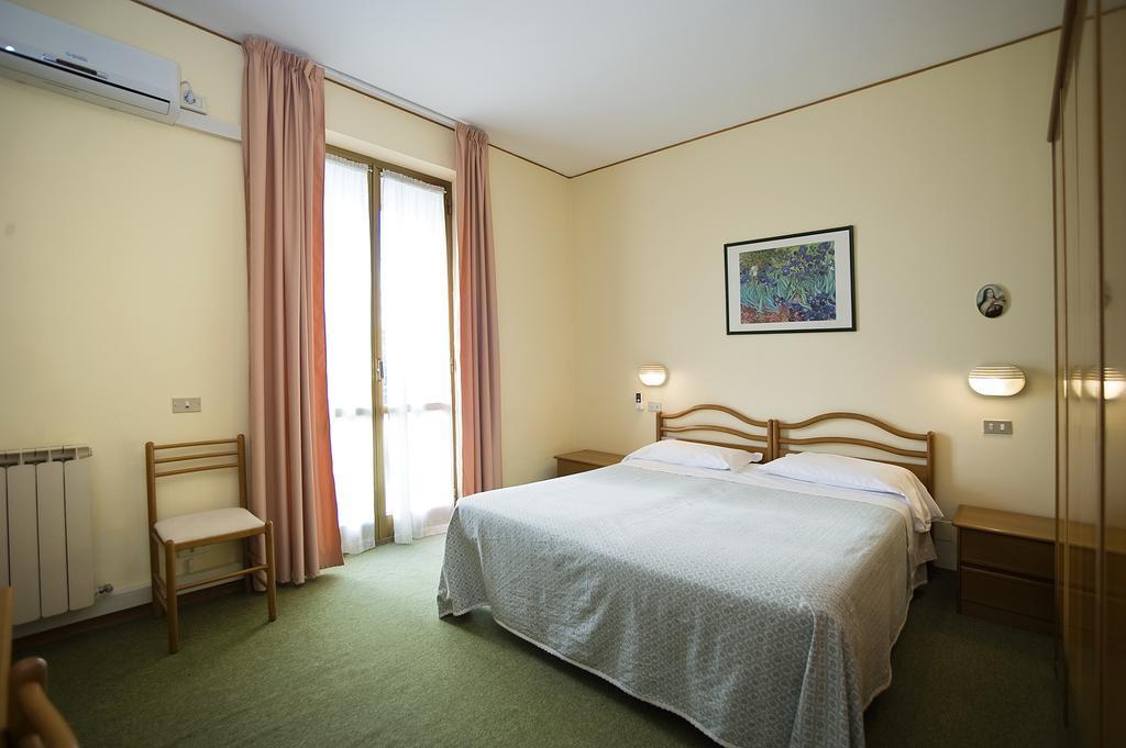 Double or Twin Room Balcony