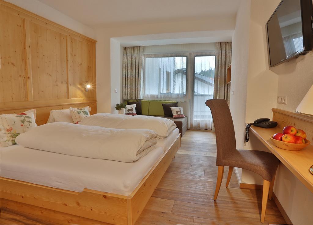 Double Room,266130665:JPEG