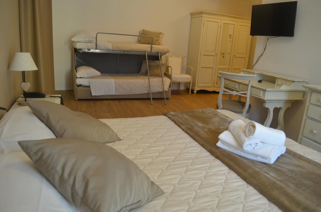 Camera Familiare