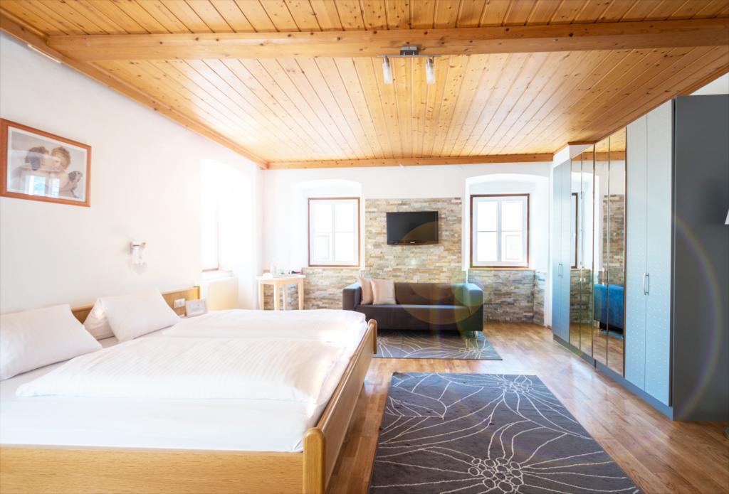 Quadruple Room,1653540950:JPEG