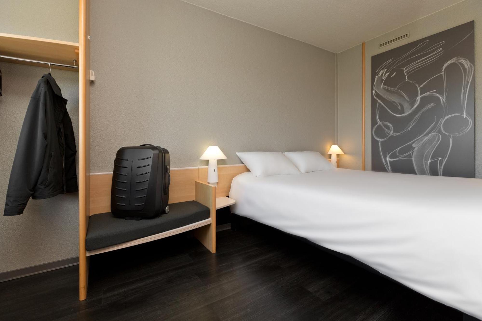 Standard Two Single Bed,1771835958:JPEG