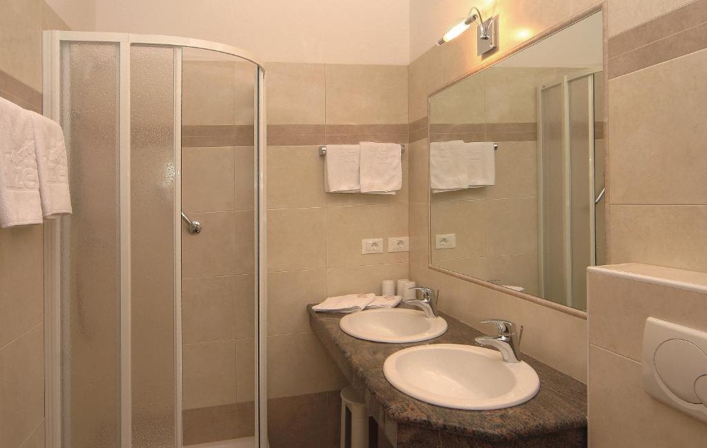 Appartamento con 2 Camere da Letto e Balcone (4 Adulti)