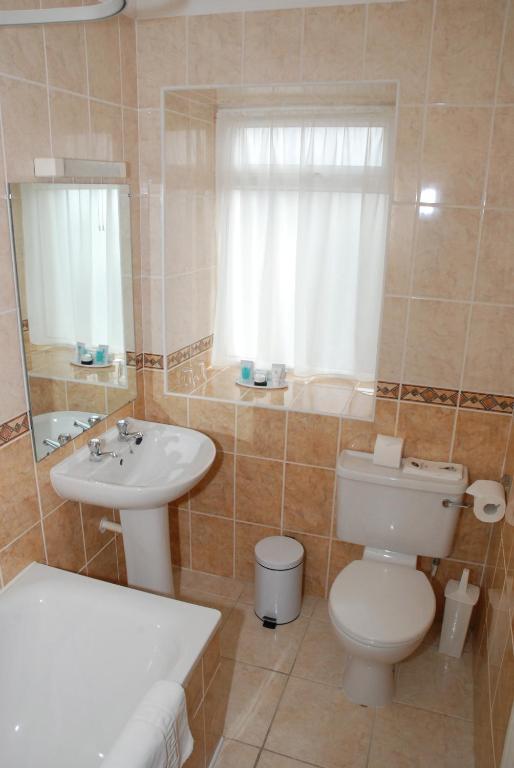 Twin/Double Room - Country View