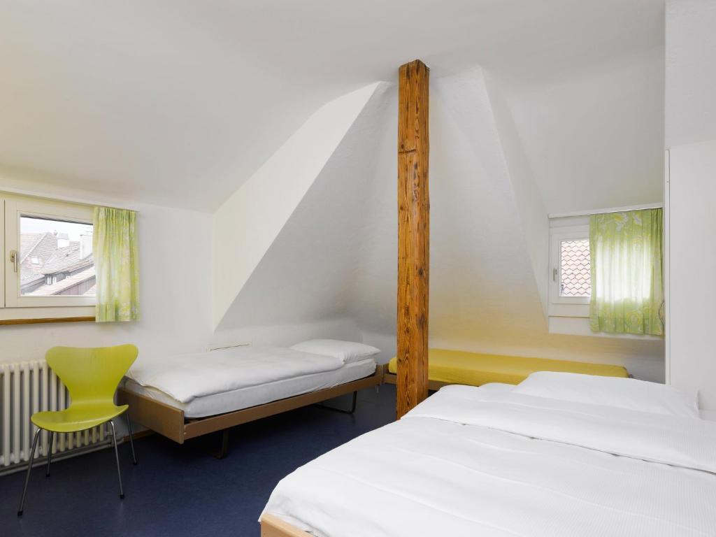 Chambre Triple avec Salle de Bains Privative