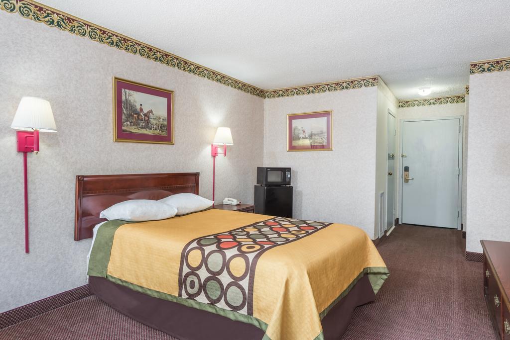 Double Room with Two Double Beds - Smoking