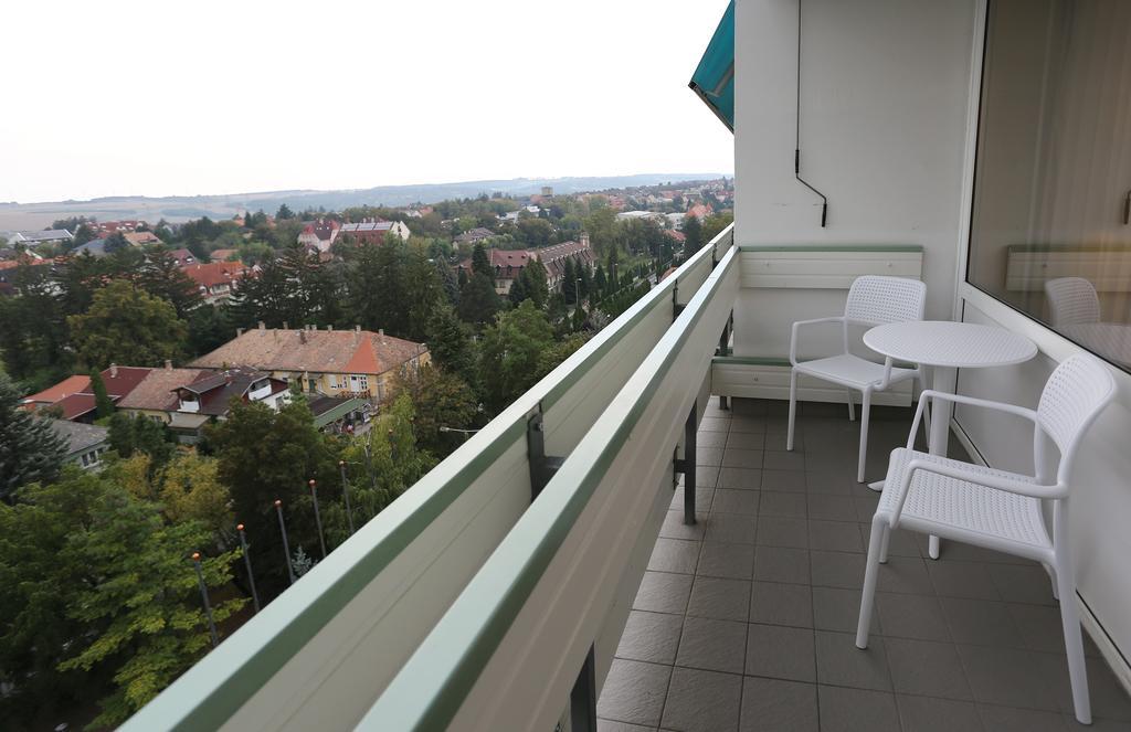 Standard Double Room with Wellness and Fitness Access