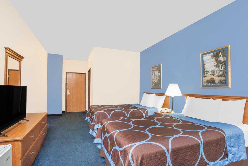 Double Room with Two Double Beds - Non-Smoking