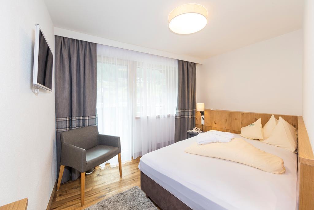 Single Room Balcony,1153740336:JPEG