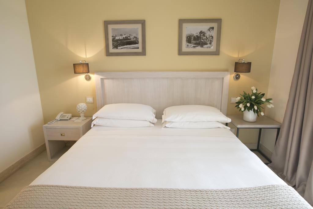 Classic Double Room,666006405:JPEG
