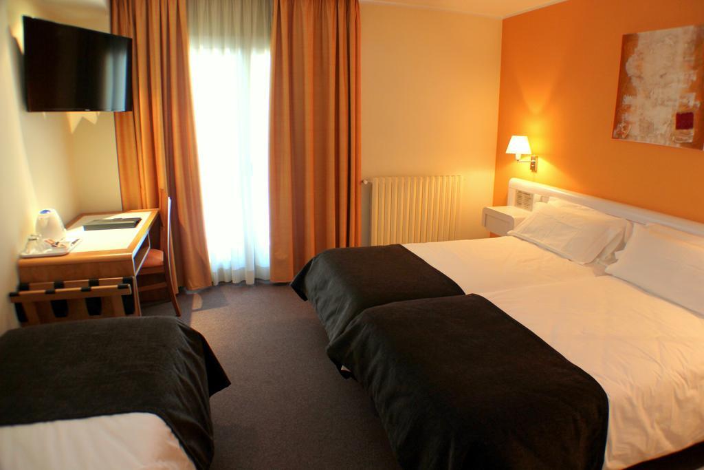 Triple Room GrandValira Ski Pass